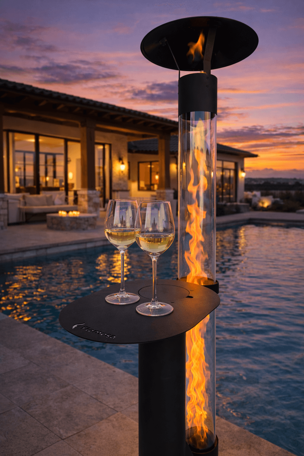 Flamesa Lumina close-up – patio heater with integrated table